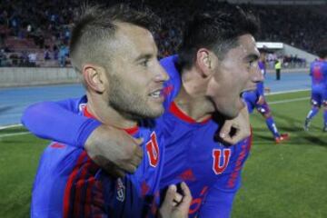 Católica se quedó con el clásico frente a la U en la Copa Chile