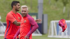 25-07-16 BURTON-ON-TRENT BIRMINGHAN  INGLATERRA  ENTRENAMIENTO F.C.BARCELONA  LUIS SUAREZ Y LEO MESSI  FOTO FERNANDO ZUERAS