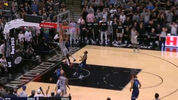 La inexplicable acción que devuelve a los Lakers al 'play-in'... ¡y eso que ni jugaban!