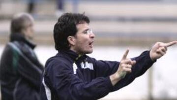 <b>PREPARADO. </b>Manolo Sánchez ya está dispuesto a dar las primeras órdenes como técnico rojiblanco.