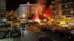 Llegada del Valencia a Mestalla.