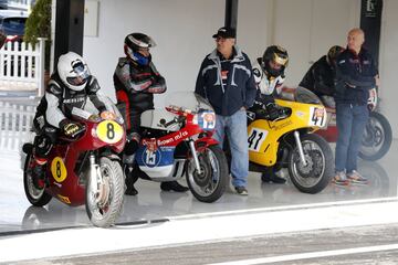 Tercera edición de la reunión y exhibición de automóviles clásicos en el circuito del Jarama

