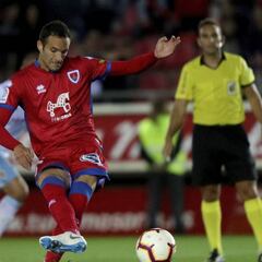 El Numancia rescinde el contrato del delantero Viguera
