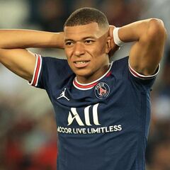 Pochettino insists he didn't hear fans jeering Mbappé during PSG's win over Strasbourg