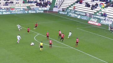 Si marca un gol así se le perdona fallar un penalti: De las Cuevas enloqueció al Arcángel