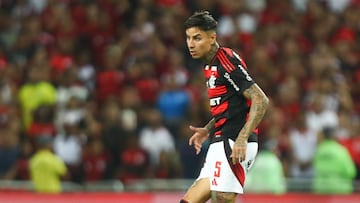 Flamengo evita una crisis, pero Erick Pulgar sufre en Brasil