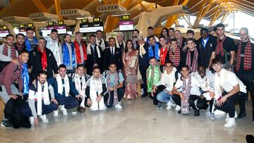El Club de Fútbol Cacereño, a su salida de Madrid rumbo a Nepal, donde jugará dos amistosos antes del encuentro de la Copa ante el Real Madrid.
