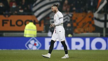 Soccer Football - Ligue 1 - Lorient v Paris St Germain - Stade du Moustoir, Lorient, France - December 22, 2021 Paris St Germain's Sergio Ramos walks off the pitch after a red card REUTERS/Stephane Mahe