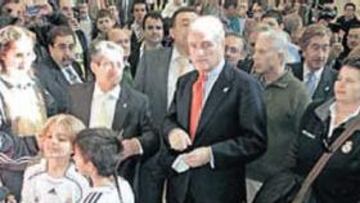 <b>REUNIÓN DE MADRIDISTAS. </b>Calderón y los peñistas se vieron en el Palacio de Congresos.