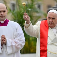 Su marido es infiel, escribe una carta al papa Francisco y su respuesta corre como la pólvora: “Hay expertos y también límites”