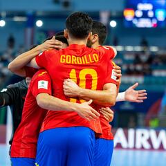 Una piña ante la adversidad