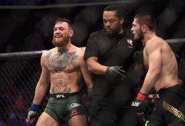 LAS VEGAS, NV - OCTOBER 06: Conor McGregor of Ireland laughs after the second round in their UFC lightweight championship bout during the UFC 229 event inside T-Mobile Arena on October 6, 2018 in Las Vegas, Nevada.   Harry How/Getty Images/AFP
== FOR NEW