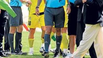 <b>PROTAGONISTA. </b>Pino Zamorano y sus asistentes tuvieron una pésima actuación.