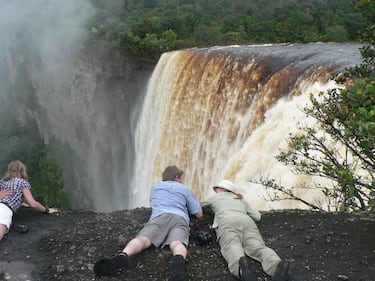 Ni Salto Ángel ni Iguazú, esta es la catarata más grande del mundo en una sola caída