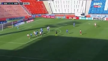 Atento Gareca: Alarcón sorprende con esta asistencia de tiro libre y pide titularidad en la Roja