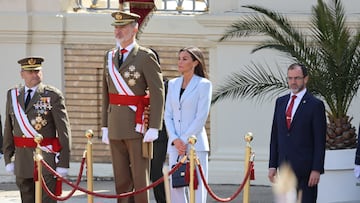 El Rey Felipe VI y la Reina Letizia en el 40 aniversario de la jura de Bandera del Rey Felipe VI en el Ejército de Tierra en la Academia General Militar de Zaragoza a 04 de Mayo de 2024 en Zaragoza (España).
REY FELIPE VI;JURA BANDERA;ACADEMIA GENERAL MILITAR DE ZARAGOZA;CASA REAL;FAMOSOS;
José Ruiz / Europa Press
04/05/2024