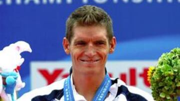 El griego Spyridon Gianniotis ganó el oro en 10 kilómetros en aguas abiertas.