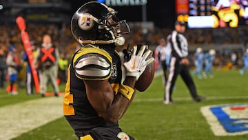 PITTSBURGH, PA - NOVEMBER 16: Antonio Brown #84 of the Pittsburgh Steelers reacts after a 10-yard touchdown reception in the fourth quarter during the game against the Tennessee Titans at Heinz Field on November 16, 2017 in Pittsburgh, Pennsylvania.   Joe Sargent/Getty Images/AFP
 == FOR NEWSPAPERS, INTERNET, TELCOS &amp; TELEVISION USE ONLY ==