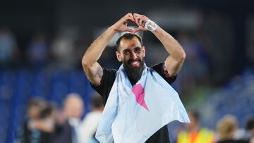 Borja Iglesias celebra la clasificación europea del Celta.