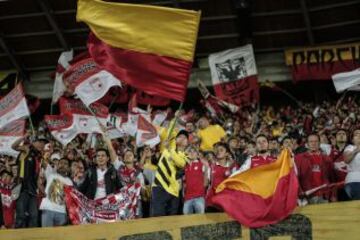 Santa Fe preparó la celebración, pero el equipo empató 0-0 y es segundo de la tabla con 11 puntos.