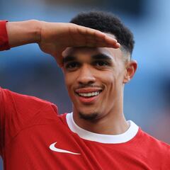 Will Real Madrid sign a right-back? Liverpool’s Alexander-Arnold top of wishlist