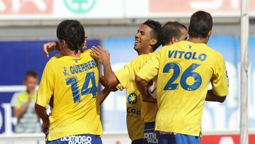 28/08/10    PARTIDO DE SEGUNDA DIVISION LAS PALMAS - NASTIC DE TARRAGONA    DEBUT DE JONATHAN VIERA Y VITOLO   