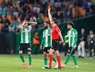 23/11/25 PARTIDO PRIMERA DIVISION
BETIS - GIRONA
EXPULSION ANTONY TARJETA ROJA ARBITRO GALECH APEZTEGUIA