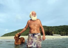 Renuncia a una fortuna de mil millones de dólares para irse a vivir a una isla desierta