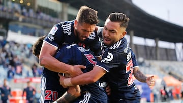 Futbol, Universidad de Chile vs Palestino.
Fecha 27, campeonato nacional 2021.
El jugador de Universidad de Chile Ramon Arias, centro, celebra su gol contra Palestino durante el partido de primera division realizado en el estadio El Teniente.
Rancagua, Chile.
21/10/2021
Felipe Zanca/Photosport
Football, Universidad de Chile vs Palestino.
27th date, 2021 national Championship.
Universidad de ChileÕs player Ramon Arias, center, celebrates his goal against Palestino during the first division match at El Teniente stadium in Rancagua, Chile.
10/21/2021
Felipe Zanca/Photosport