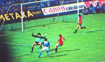 Ya en la Eurocopa, España se tuvo que enfrentar a Bélgica, Inglaterra y los infitriones, Italia.  Los belgas dieron la campanada y se clasificaron para la final.
Los de Kubala comenzaron por lo más difícil, jugar ante los italianos. Consiguieron un meritorio empate a cero.