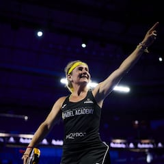 Carolina Navarro resiste ante su público