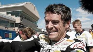 <b>FELIZ. </b>Checa acabó eufórico tras ganar las dos mangas en EE UU.