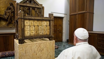 El trono del Papa existe: lo creó Gian Lorenzo Bernini, es conocido como Cátedra de San Pedro y no se utiliza nunca