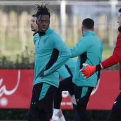 Valverde alista todo el plantel menos a Galarreta y Serrano ante el Viktoria Plzen