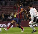 Puyol vuelve a jugar nueve meses después en el Camp Nou