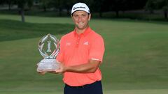 DUBLIN, OHIO - JULY 19: Jon Rahm of Spain celebrates with the trophy after winning during the final round of The Memorial Tournament on July 19, 2020 at Muirfield Village Golf Club in Dublin, Ohio. Sam Greenwood/Getty Images/AFP  == FOR NEWSPAPERS, INTERN