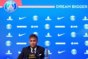 La presentación de Neymar como nuevo jugador del PSG