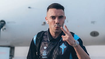 Iago Aspas, jugador del Celta, durante un viaje con el equipo.