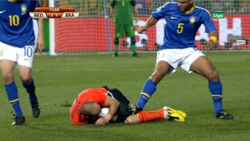 El pisotón de Felipe Melo a Robben en los cuartos de final del Mundial de Sudáfrica 2010.