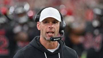 The Arizona Cardinals have fined head coach Jonathan Gannon $100,000 for an interaction between him and his running back on Sunday.