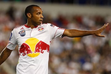 Henry es uno de los mejores jugadores que han llegado a la MLS, el francés jugó cuatro temporadas en USA, donde marcó 51 goles y asistió 42 veces.
