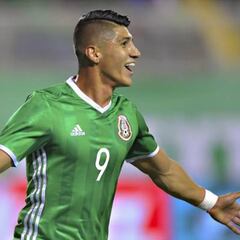 Alan Pulido y Rodolfo Pizarro apuestan para el Super Bowl LV