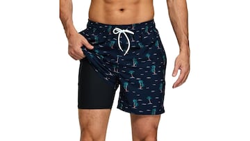 Bañador bermuda con forro en color azul marino en Amazon para hombre