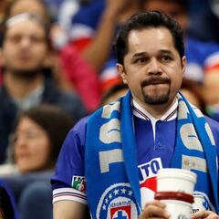 Lectores celestes de As optan por dejar de irle a Cruz Azul