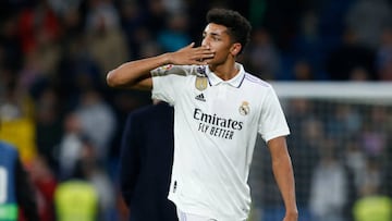 Alvaro Rodriguez of Real Madrid CF greets the fans at full time during the La Liga match between Real Madrid and Atletico de Madrid played at Santiago Bernabeu Stadium on February 25, 2023 in Madrid, Spain. (Photo by Cesar Cebolla / Pressinphoto / Icon Sport)