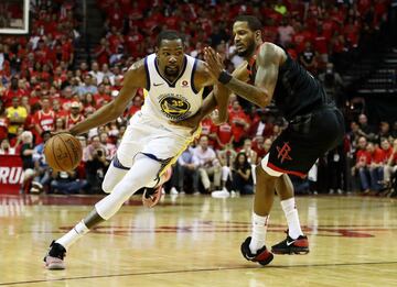 Duelo Ariza vs Trevor Ariza. El dominicano tuvo un muy mal partido, sin puntos y solo 4 rebotes.