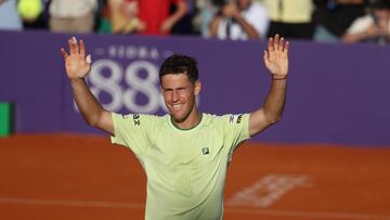 Pedro Martínez retira a Schwartzman y Davidovich vuela