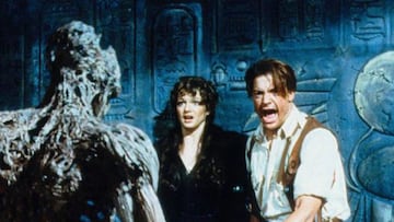 Brendan Fraser surprised fans after crashing a screening of ‘The Mummy’ while dressed as his iconic character, Rick O’Connell.