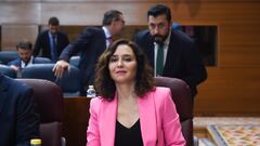 La presidenta de la Comunidad de Madrid, Isabel Díaz Ayuso, durante un pleno en la Asamblea de Madrid, a 16 de noviembre de 2023, en Madrid (España). El gabinete de la presidenta autonómica reconoce que Isabel Díaz Ayuso desde la tribuna de invitados del Congreso llamó ayer hijo de puta al presidente del Gobierno en funciones mientras éste realizaba su discurso de investidura y lo justifica por las acusaciones de corrupción proferidas por el socialista. Ese asunto junto con la posibilidad de que la líder de Más Madrid, Mónica García, sea nombrada ministra en el nuevo Gobierno de coalición de España, son dos de los que se tratan en la sesión de hoy. En esta sesión también se debate la aprobación de la Ley por la que se creará la Agencia de Ciberseguridad.
16 NOVIEMBRE 2023;INVESTIDURA;ASAMBLEA;ASAMBLEA DE MADRID;COMUNIDAD DE MADRID;INVESTIDURA
Gustavo Valiente / Europa Press
16/11/2023