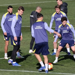 La defensa del Atleti ya no espera a nadie